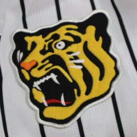 2012-2014 Hanshin Tigers Replica Jersey Home Uemoto #4 - Image 6