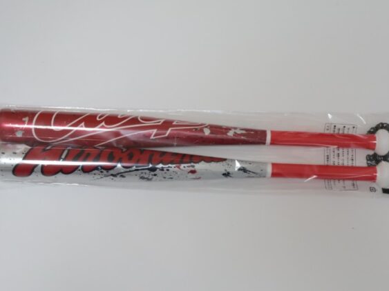 Hiroshima Toyo Carp Metallic-Look Plastic Slim Bat Noise Makers